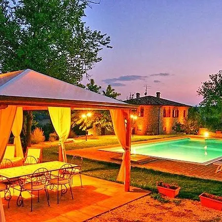 Stazione Ponte Rio Sleeps 10 Pool Wifi * Chioano